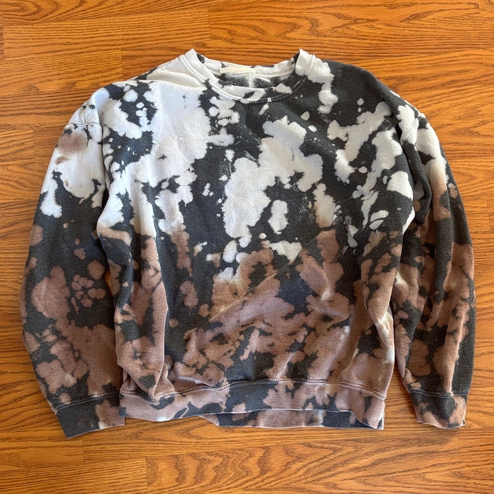 Urban Daizy bleached sweatshirt
